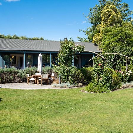 Lawn Cottages Clive Exterior foto